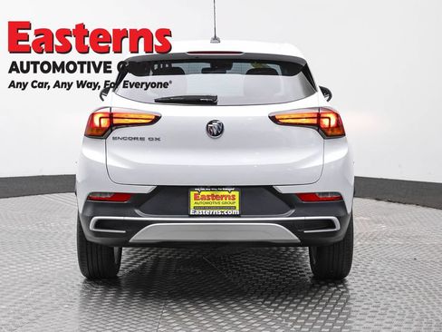 Used 2023 Buick Encore GX Preferred w/ Cold Weather Comfort Package FWD image 4