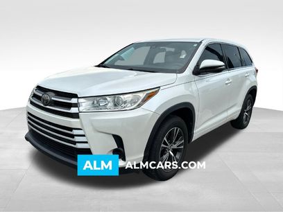 Used 2018 Toyota Highlander LE