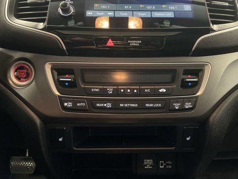 Used 2022 Honda Pilot EX-L image 11