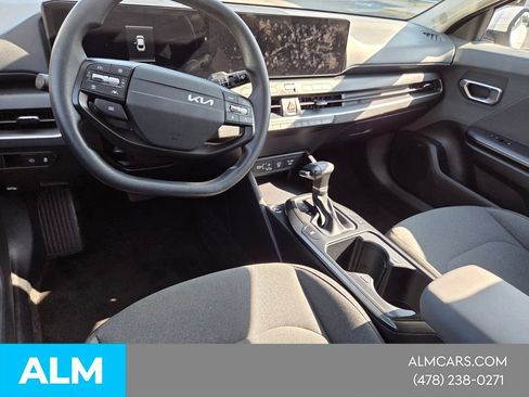 Used 2025 Kia K4 FWD image 6