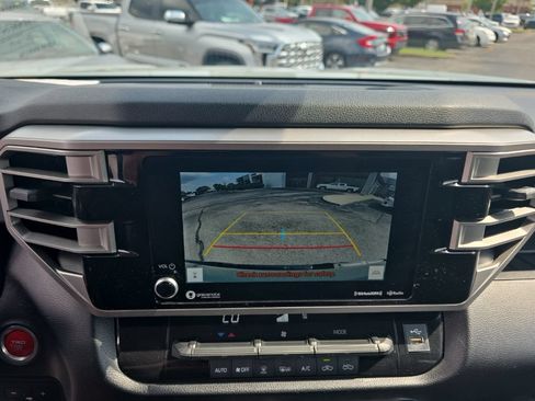 Used 2022 Toyota Tundra SR5 w/ TRD Sport Package AWD/4WD image 21