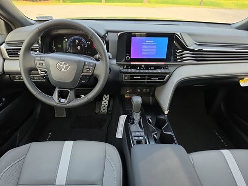 New 2026 Toyota Camry SE w/ Convenience Package FWD image 25
