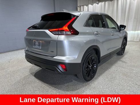 Used 2023 Mitsubishi Eclipse Cross LE AWD/4WD image 5