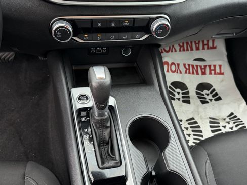 Used 2025 Nissan Altima 2.5 SV FWD image 20