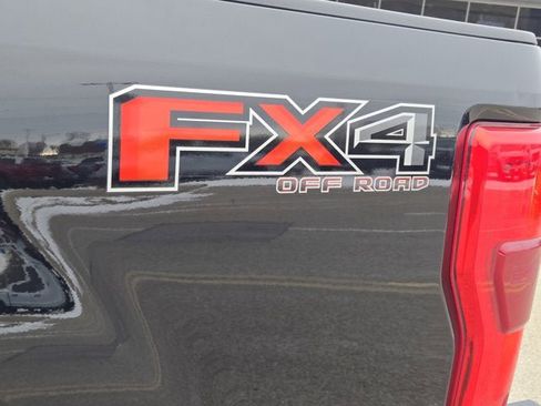 Used 2018 Ford F250 Lariat w/ Lariat Ultimate Package image 18