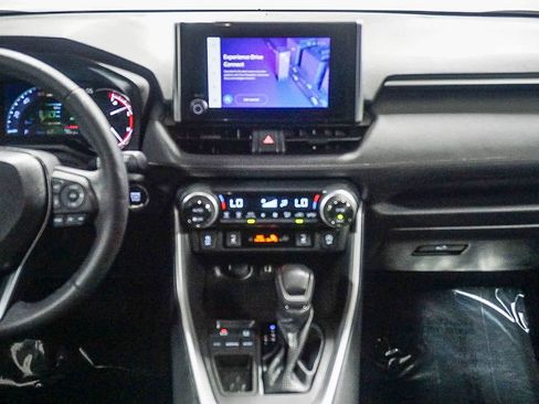 Certified 2023 Toyota RAV4 XLE w/ Convenience Package FWD image 16