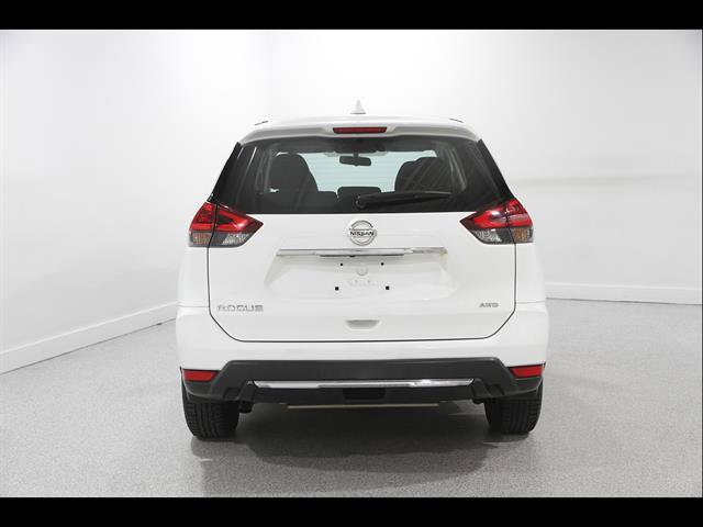 Used 2018 Nissan Rogue S AWD/4WD image 19