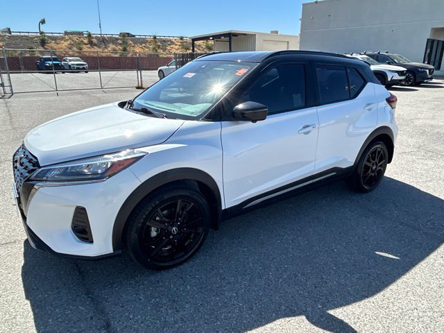 Used 2023 Nissan Kicks SR FWD 360° Tour