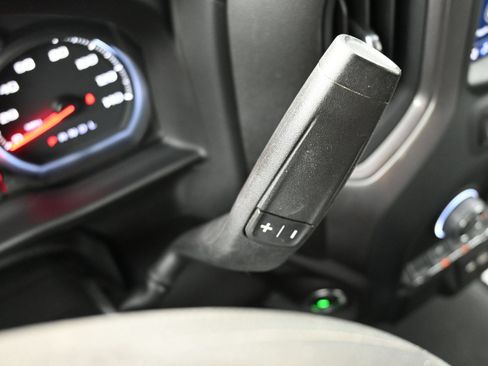 Used 2023 Chevrolet Silverado 1500 Custom AWD/4WD image 18