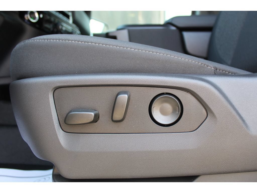 New 2026 Chevrolet Silverado 1500 RST AWD/4WD image 9