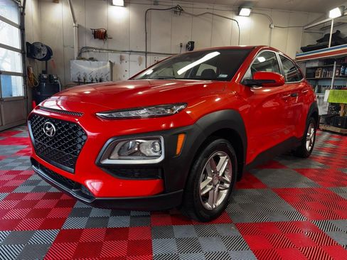Used 2020 Hyundai Kona SE image 3