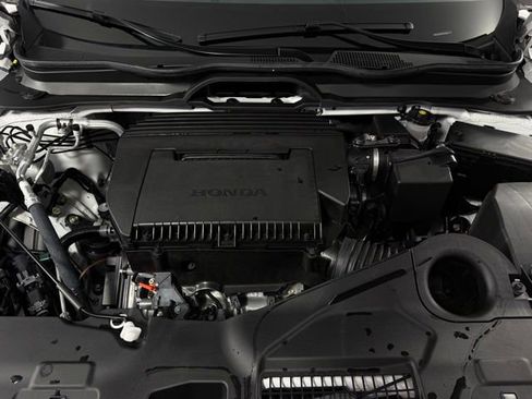 Used 2025 Honda Pilot EX-L image 13