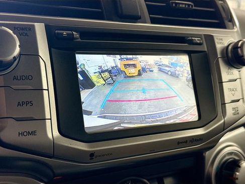 Used 2018 Toyota 4Runner SR5 Premium AWD/4WD image 14