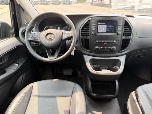Used 2023 Mercedes-Benz Metris Passenger image 2