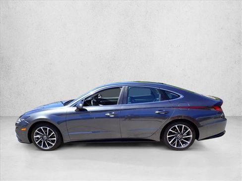 Used 2023 Hyundai Sonata Limited FWD image 2