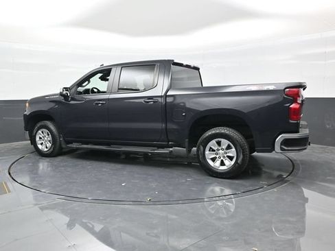 Used 2023 Chevrolet Silverado 1500 LT AWD/4WD image 4