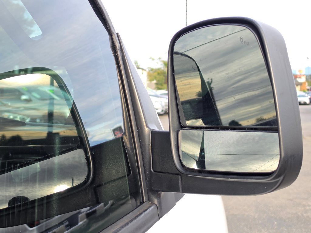 Used 2020 Chevrolet Express 2500 RWD image 12