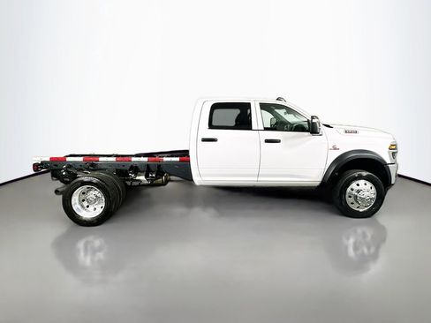 New 2026 RAM 5500 Tradesman w/ Chrome Appearance Group image 8