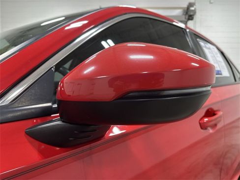 Used 2022 Honda Civic Touring image 12