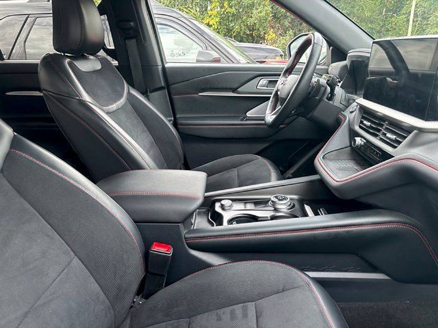 Used 2025 Ford Explorer ST AWD/4WD image 12
