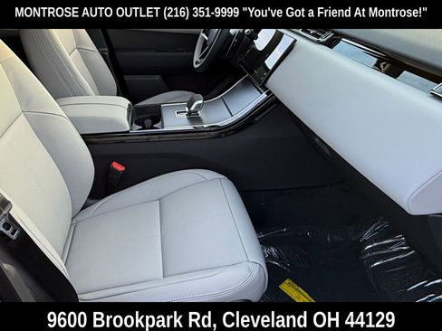 New 2026 Land Rover Range Rover Velar Dynamic SE image 16