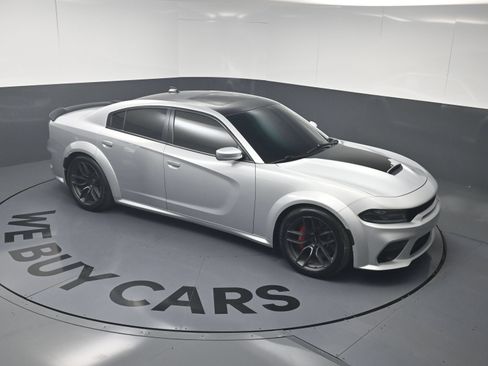 Used 2020 Dodge Charger Scat Pack RWD image 34