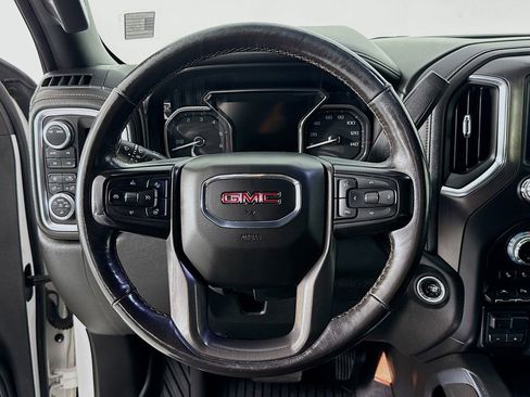 Used 2020 GMC Sierra 1500 AT4 w/ AT4 Premium Package AWD/4WD image 11