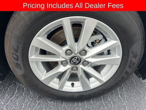 Used 2025 Toyota Camry LE FWD image 23