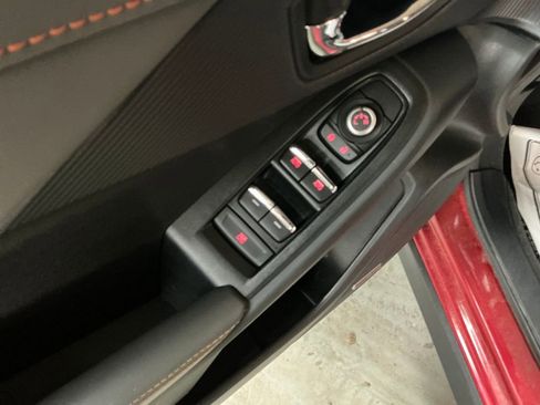 Certified 2025 Subaru Crosstrek 2.5i Limited image 17