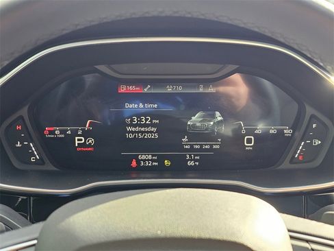 Used 2023 Audi Q3 2.0T Premium Plus w/ Premium Plus Package image 29