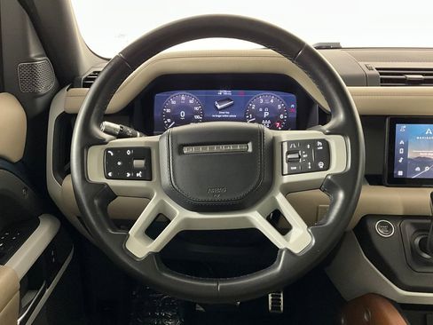 Used 2020 Land Rover Defender 110 HSE image 12