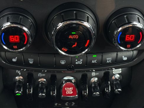 Used 2018 MINI Cooper Countryman FWD image 23