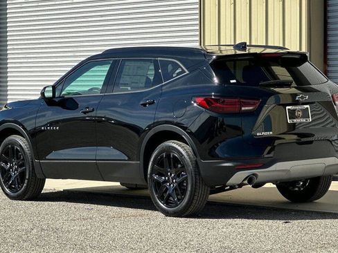 New 2026 Chevrolet Blazer LT w/ Convenience Package image 4