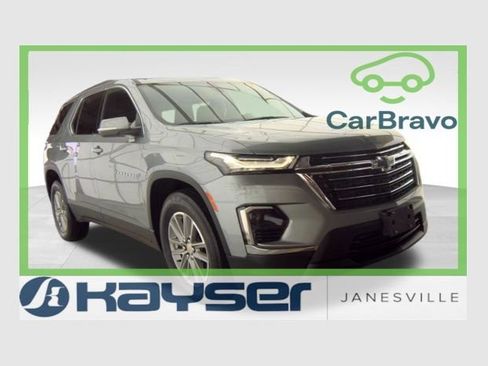 Used 2023 Chevrolet Traverse LT AWD/4WD image 1