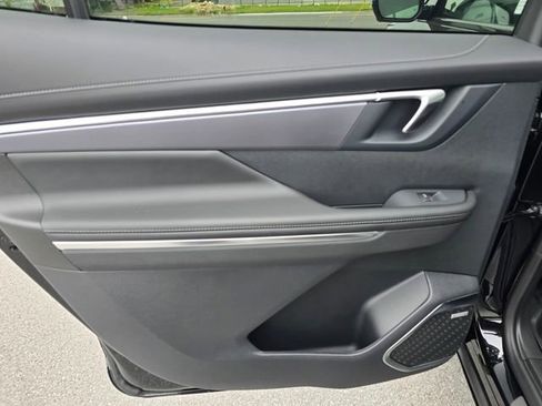 New 2026 Buick Enclave Sport Touring w/ LPO, Floor Liner Package image 12