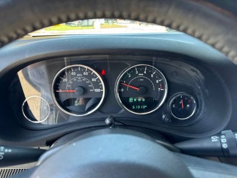 Used 2017 Jeep Wrangler Unlimited Sport w/ Quick Order Package 24S AWD/4WD image 11