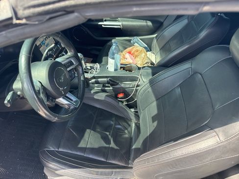 Used 2018 Ford Mustang Premium w/ Equipment Group 201A image 19