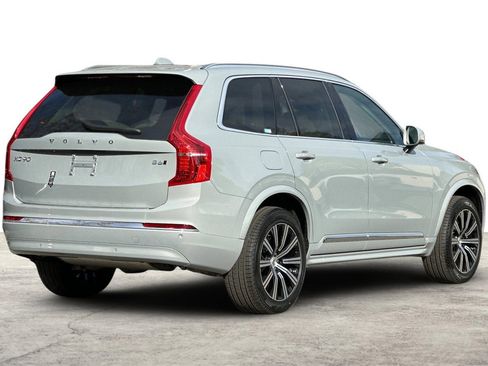 Used 2025 Volvo XC90 B6 Core w/ Protection Package Premier image 2