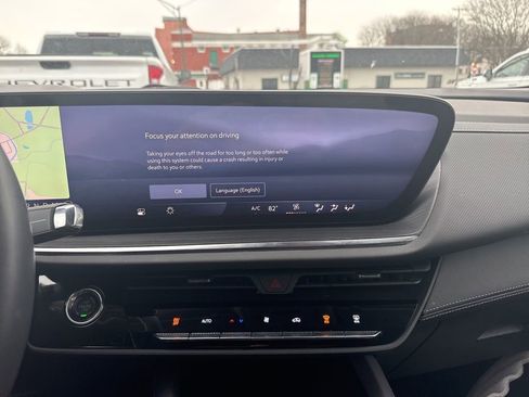 Used 2025 Buick Envision Preferred image 22