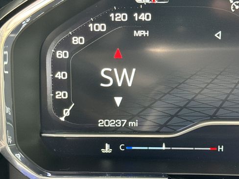 Used 2024 GMC Sierra 1500 Elevation image 23