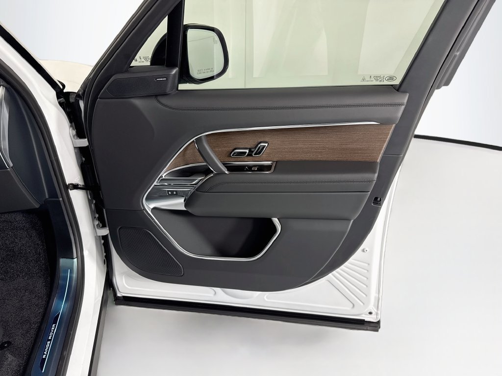 New 2026 Land Rover Range Rover SE AWD/4WD image 26