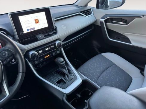 Certified 2023 Toyota RAV4 XLE w/ Convenience Package AWD/4WD image 19