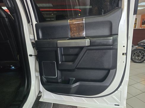 Used 2017 Ford F150 Platinum w/ Technology Package image 14