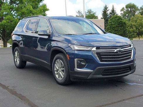 Used 2023 Chevrolet Traverse LT w/ LPO, Floor Liner Package AWD/4WD image 2