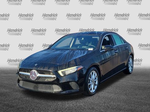 Used 2020 Mercedes-Benz A 220 image 3