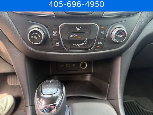 Used 2021 Chevrolet Equinox LT AWD/4WD image 28