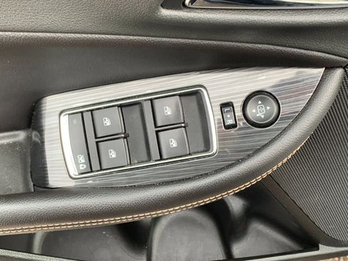 Used 2019 Chevrolet Impala Premier image 12