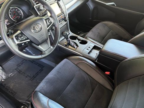 Used 2015 Toyota Camry XSE w/ Advanced Technology Package FWD image 11