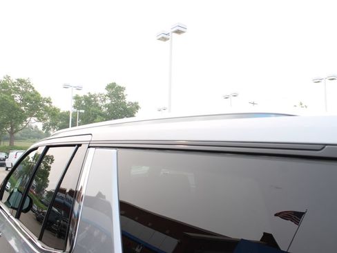 New 2026 Chevrolet Tahoe High Country AWD/4WD image 37