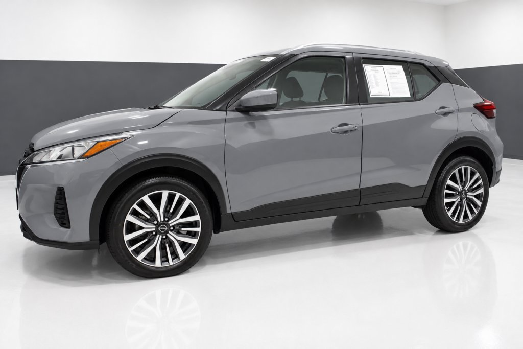 Certified 2023 Nissan Kicks SV FWD image 2